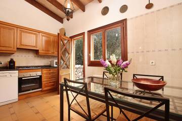 Villa in Torrent de la Vall d'en Marc, Pollença für 6 
