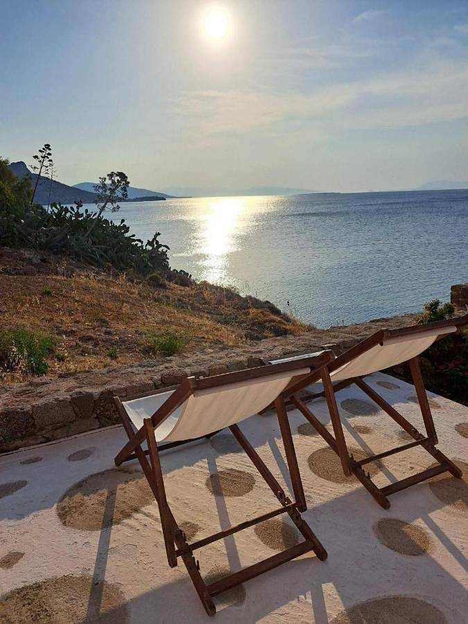 Gîte pour 2 personnes, avec vue et jardin dans Perdika - 4