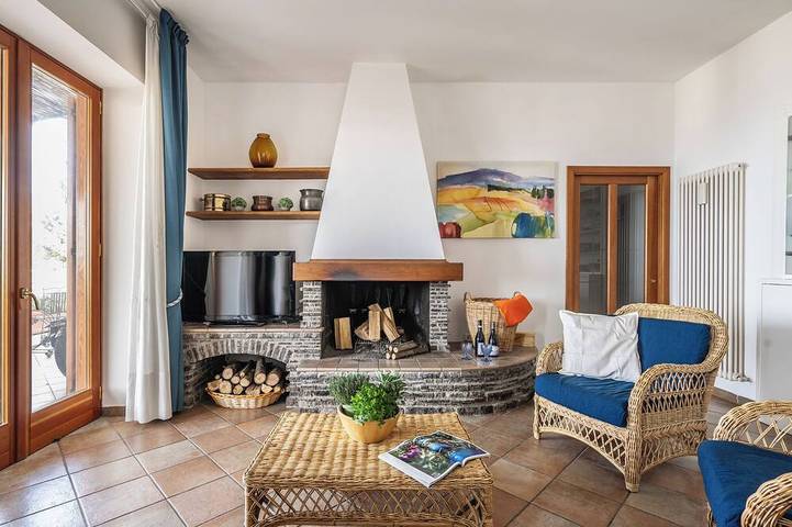 Villa Antonella - swimming pool, jacuzzi, sea and Vesuvius view in Vico Equense, Sorrento Coast