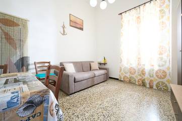 Apartment for 4 People in Piombino, Livorno Province, Photo 1