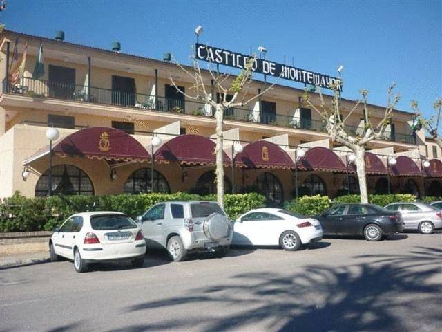 Apartamento para 3 personas, con Balcón además de Terraza y Jardín en Montemayor