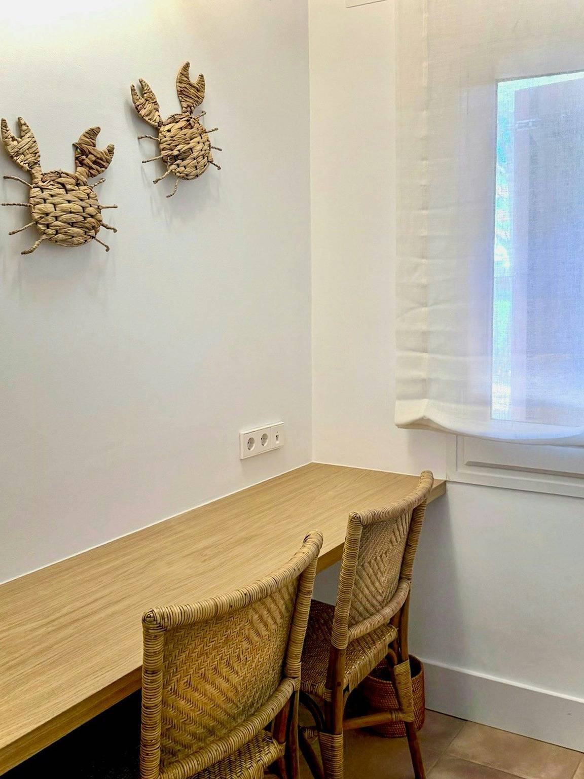 Ganze Wohnung, Design-Apartment mit Aussicht an der Costa Brava in Platja d'en Jordi (Llanca), Platja Grifeu