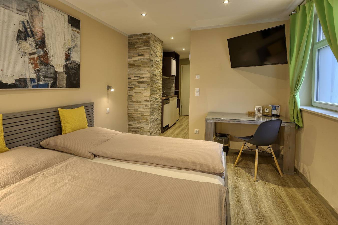 Ganze Ferienwohnung, Wohnung in Marktheidenfeld mit Großem Balkon in Marktheidenfeld, Spessart-Mainland