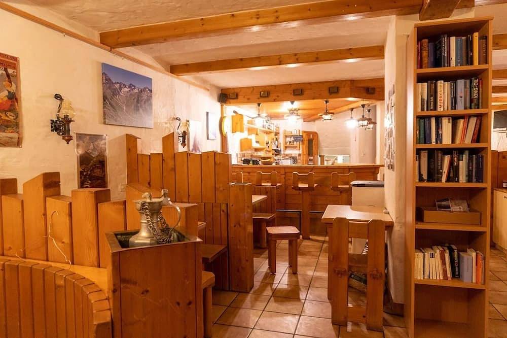 Coliving Petit Velan in Bourg-Saint-Pierre, Gran San Bernardo