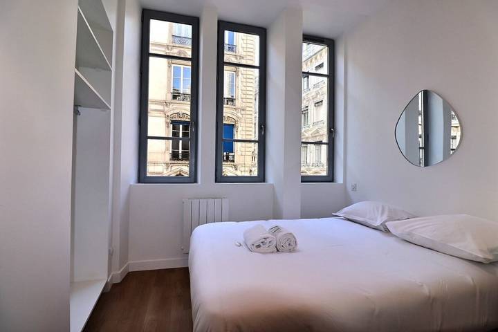 Appartamento intero, Appartamento vacanze per 7 persone in Lione, Lione e dintorni