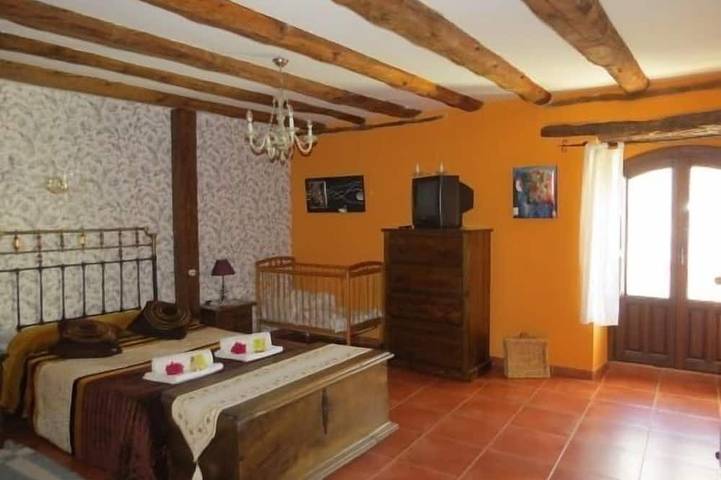 La Herrería Rural Cottage for 10 people in Canalejas de Peñafiel, Valladolid Province