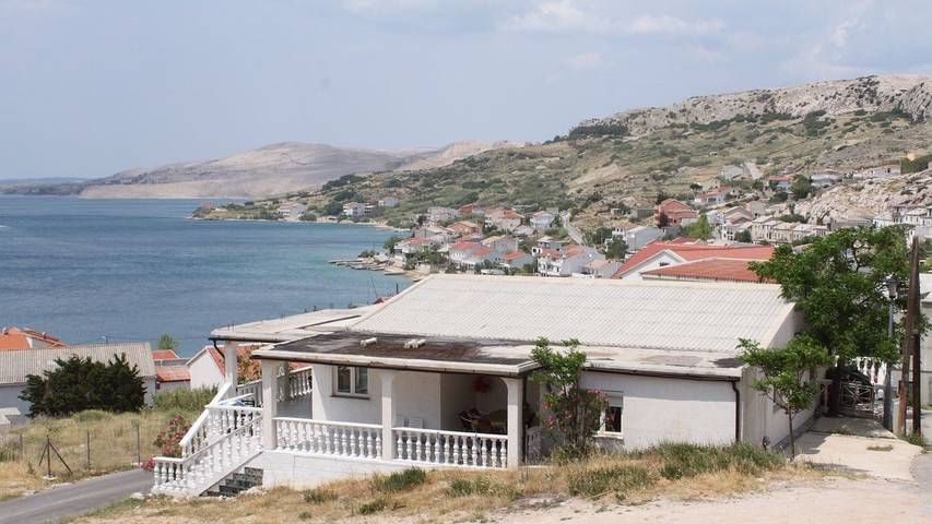 Ferieleilighet for 6 personer, med terrasse - 1