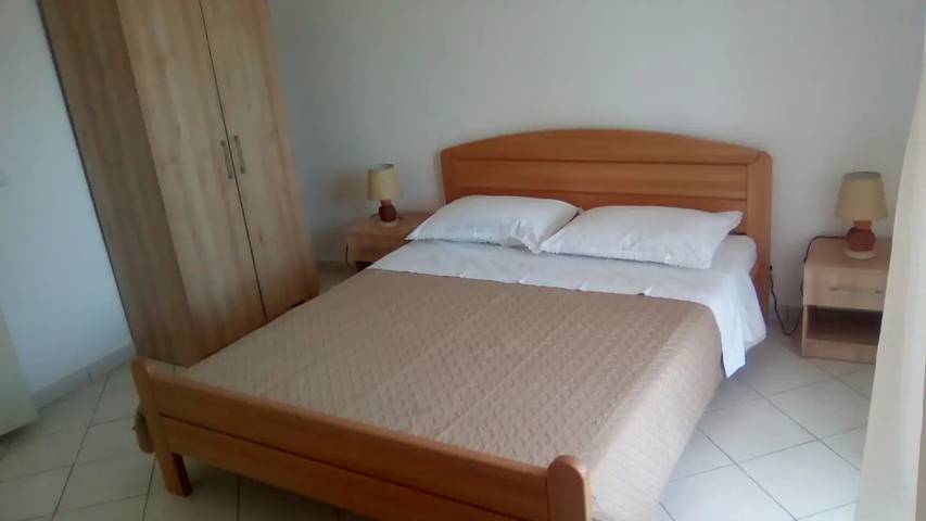 Gîte pour 4 personnes, avec terrasse à Jelsa - 4