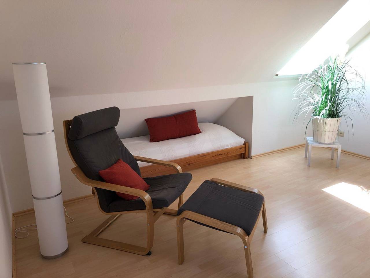 Ganze Wohnung, Maisonette-Ferienwohnung "Oberdeck" in Tönning für max. 4 Personen in Tönning, Halbinsel Eiderstedt