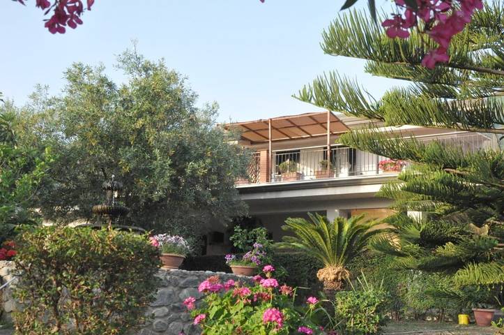 Location de vacances pour 3 personnes, avec balcon et jardin à Paola - 3