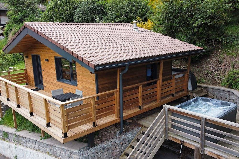 Charmant chalet du Faubourg, spa privatif, 4p in Rochesson, Parc naturel régional des Ballons des Vosges
