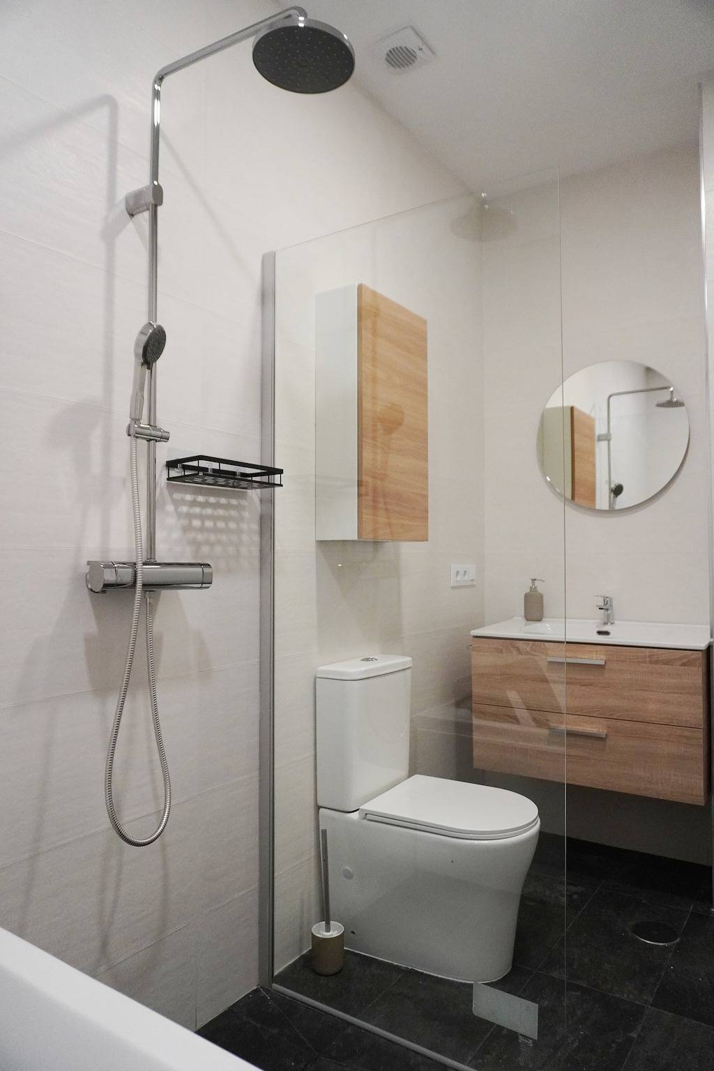 Ganze Wohnung, Privates Jacuzzi-Apartment im Zentrum von Sevilla – für 4 Gäste in San Pablo-Santa Justa, Sevilla
