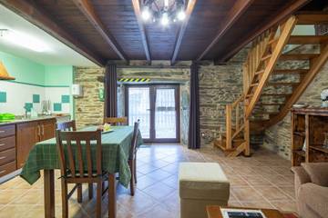Casa Rural Con Piscina para 5 Personas en Boborás, Provincia de Orense, Foto 3
