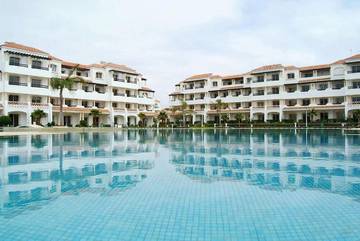 Gîte pour 5 personnes, avec piscine et bassin pour enfant ainsi que vue et jardin dans Sidi Rahal