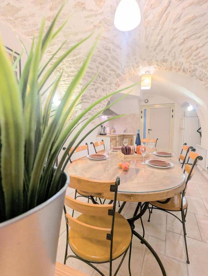 Gîte pour 4 personnes à Saint-Bonnet-du-Gard - 2