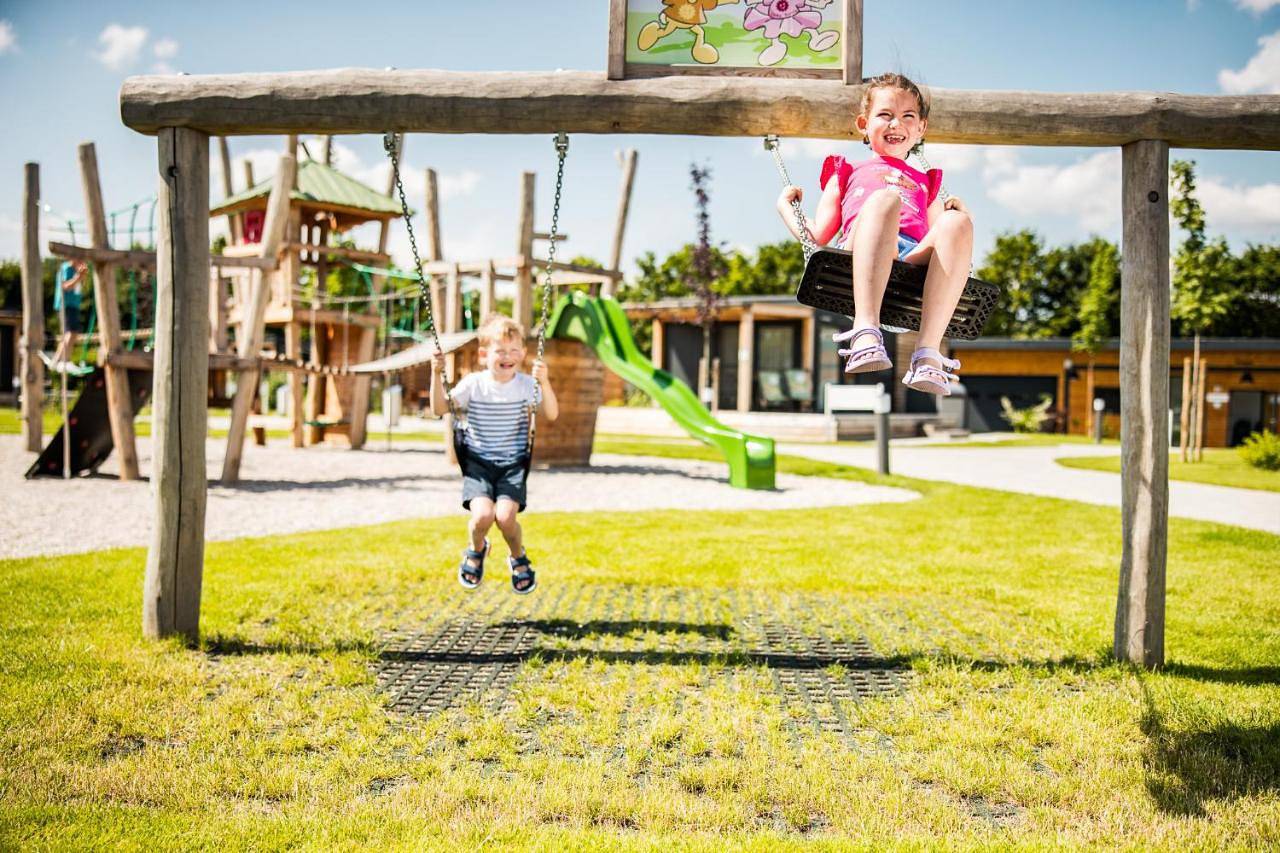 Sonnenthermen Chalets Sonnentherme inklusive - auch am An- & Abreisetag! in Lutzmannsburg, Bezirk Oberpullendorf