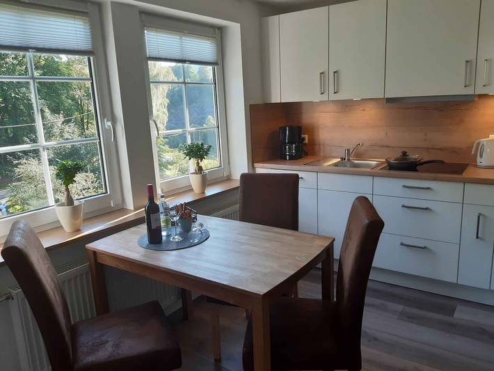 Appartement entier, Appartement de vacances 'Zur Basemicke' avec terrasse privée et Wi-Fi in Nordenau, Schmallenberg