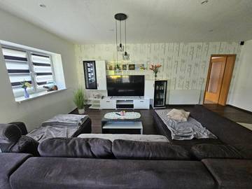 Ferienwohnung für 4 Personen, mit Balkon und Ausblick in Zella-Mehlis