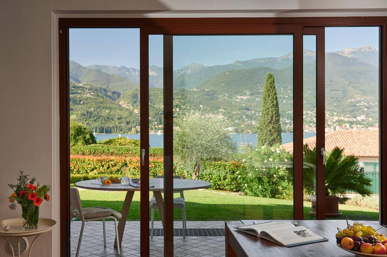 Villa Margherita Portese in San Felice del Benaco, Prealpi Gardesane