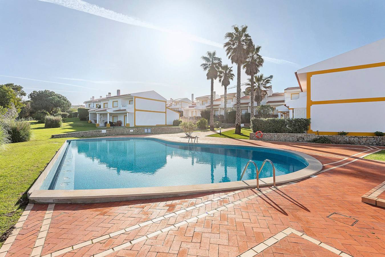 Ferienhaus 'Burgo D Sancho I - Praia D'el Rey' mit Meerblick, Gemeinschaftspool & Wlan in Amoreira, Leiria District
