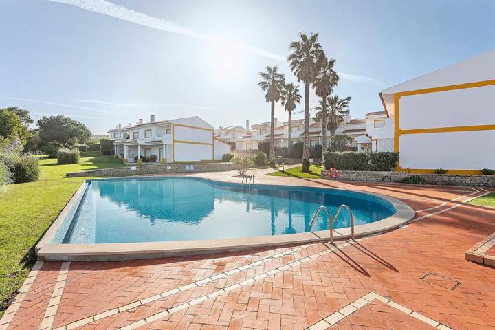 Ferienhaus für 8 Personen, mit Garten und Kinderpool - 1