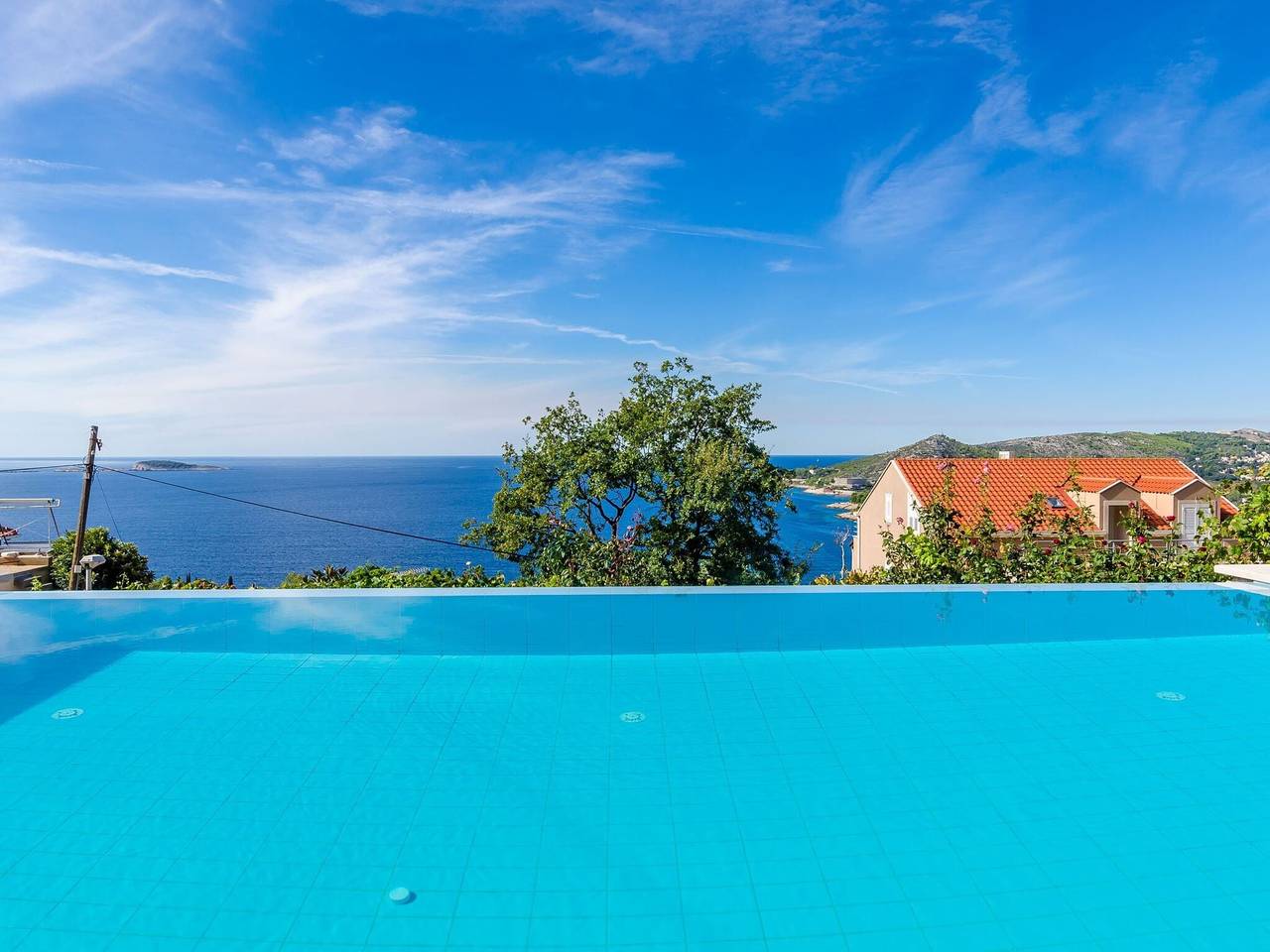 Six Bedroom Villa with Terrace and Swimming Pool in Mlini, Dubrovnik-Neretva