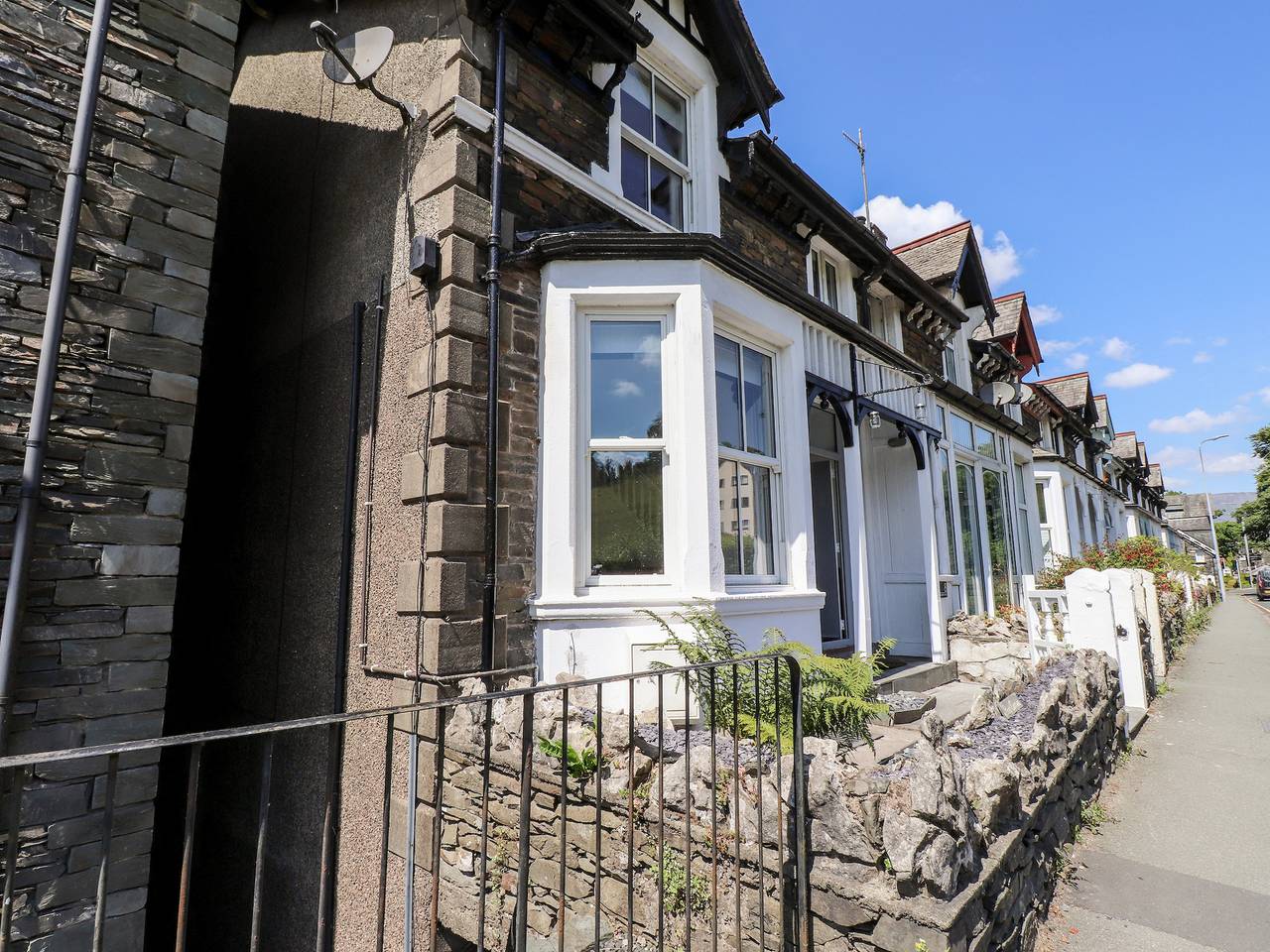 8 Waterhead Terrace in Ambleside, Lake District