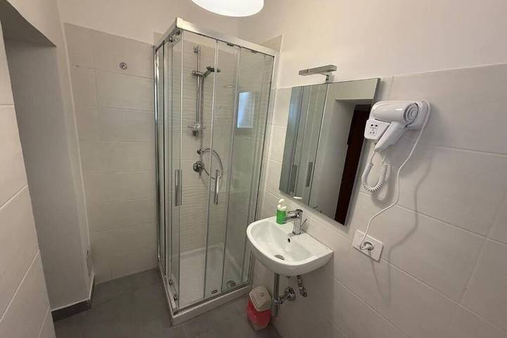 Apartamento entero, Comfort, style and views: your perfect stay at Civico24rooms in Caltagirone, Caltagirone region