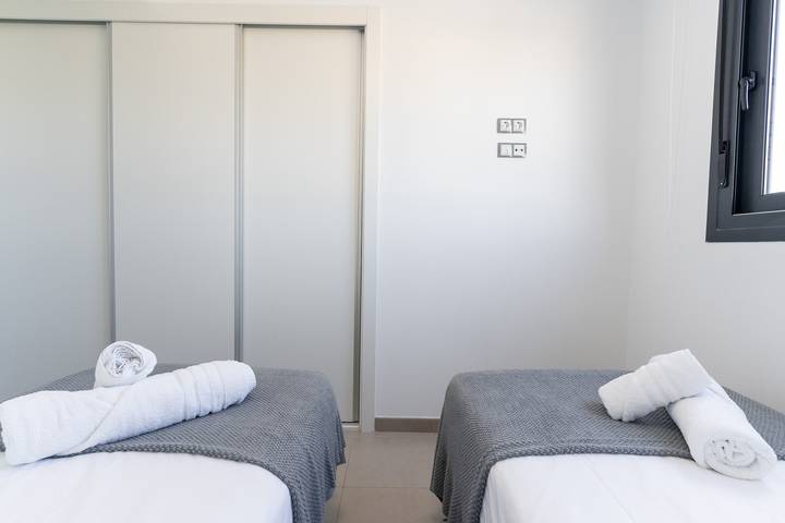 Gîte pour 4 personnes, avec terrasse à Elche - 3