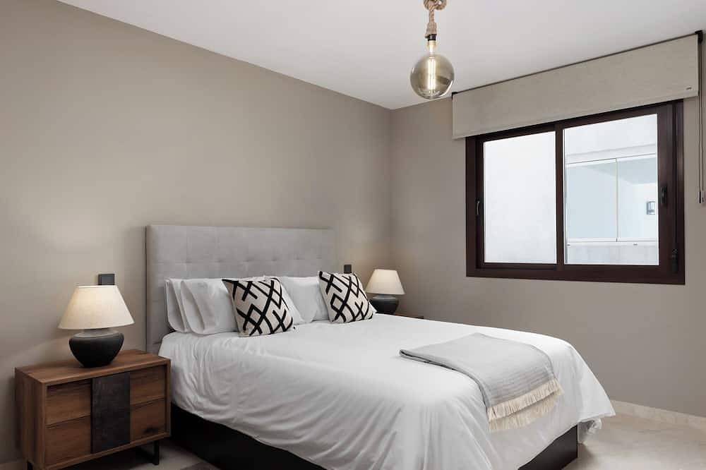 Entire apartment, Casa Tomas - in the heart of Benahavis, Marbella. in Val de Guadalmina, Benahavís