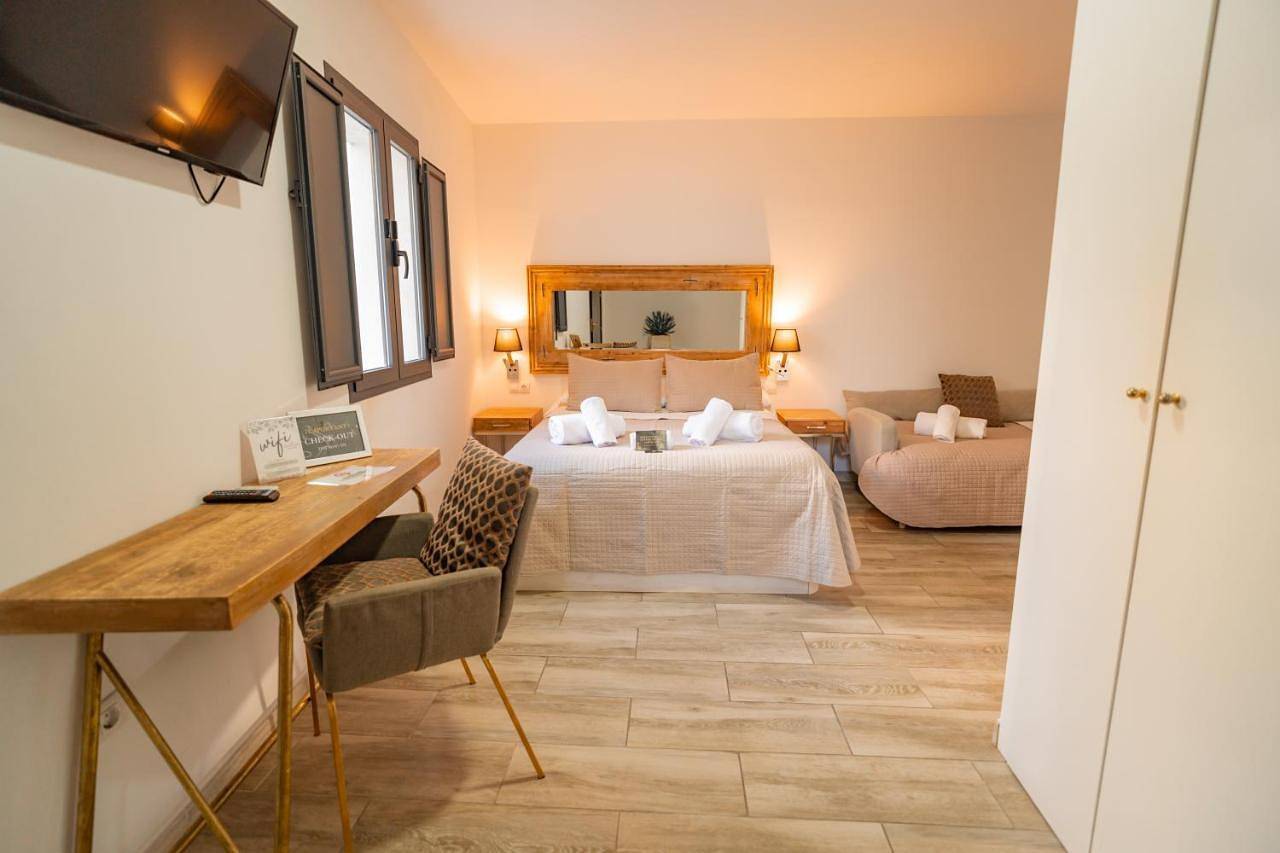 Center Suites San Eloy in Casco Antiguo, Sevilla