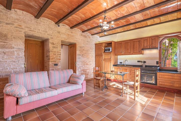 Apartamento inteiro, Apartamento de férias "Es Turo d'Eivissa" com piscina, Wi-Fi, terraço e jardim in Ses Salines, Costa de Maiorca