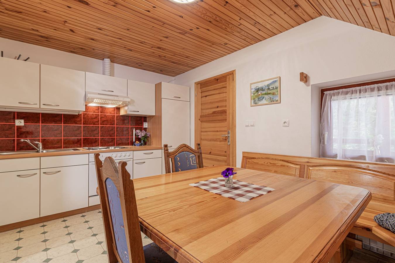 Ganze Wohnung, Eco farm Mikl Spruce Tree Apartment in Karawanken und Bachergebirge, Slowenien