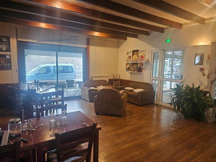 Hôtel pour 2 personnes, avec terrasse dans Lac de la Raviège - 2