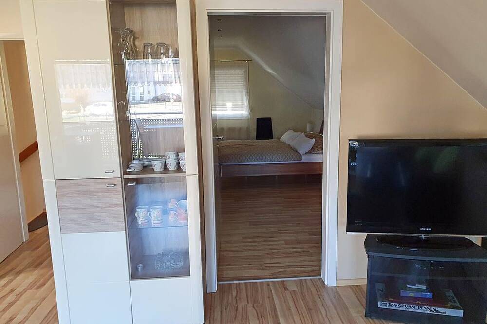 Ganze Wohnung, Ferienwohnung Eva Hauser - Ferienwohnung in Serrig, Landkreis Trier-Saarburg