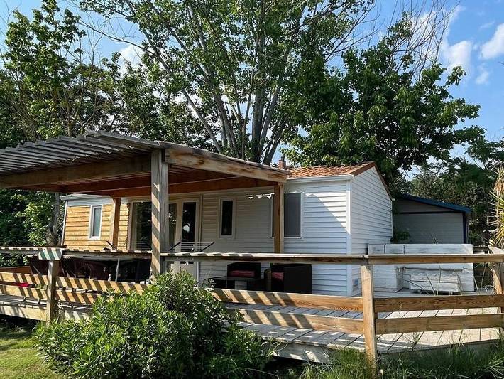 Mobil home pour 6 personnes, avec terrasse à Montauroux - 2