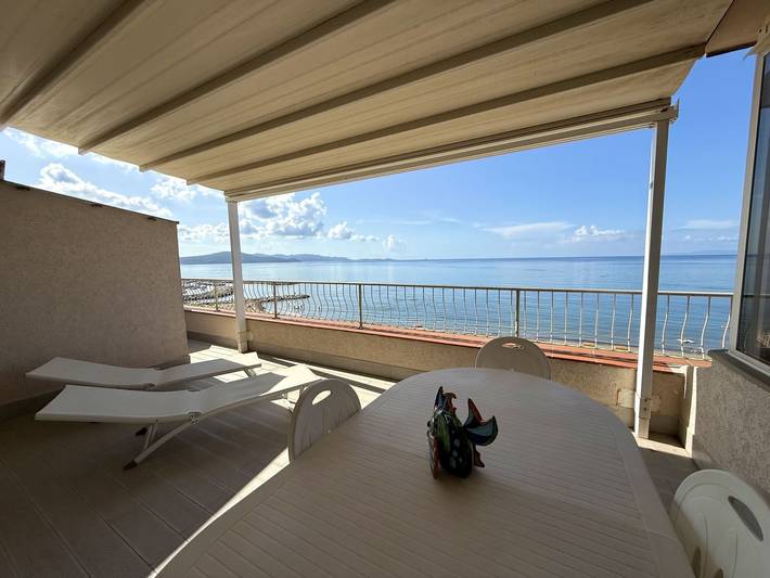 Apartamento vacacional entero, Apartamento de vacaciones para 5 personas con terraza in Spiaggia di Follonica (Scarlino), Follonica