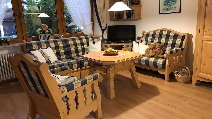 Ferienwohnung für 2 Personen, mit Balkon und Garten sowie Sauna in Wertach