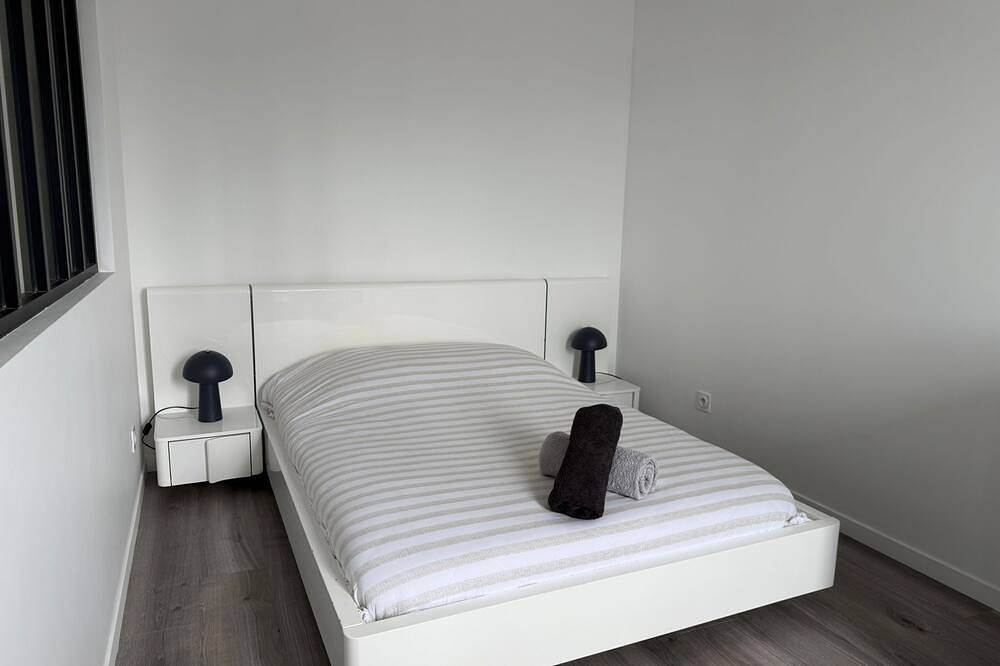 Entire apartment, Spacious and Bright New T3 in Évreux, Évreux region