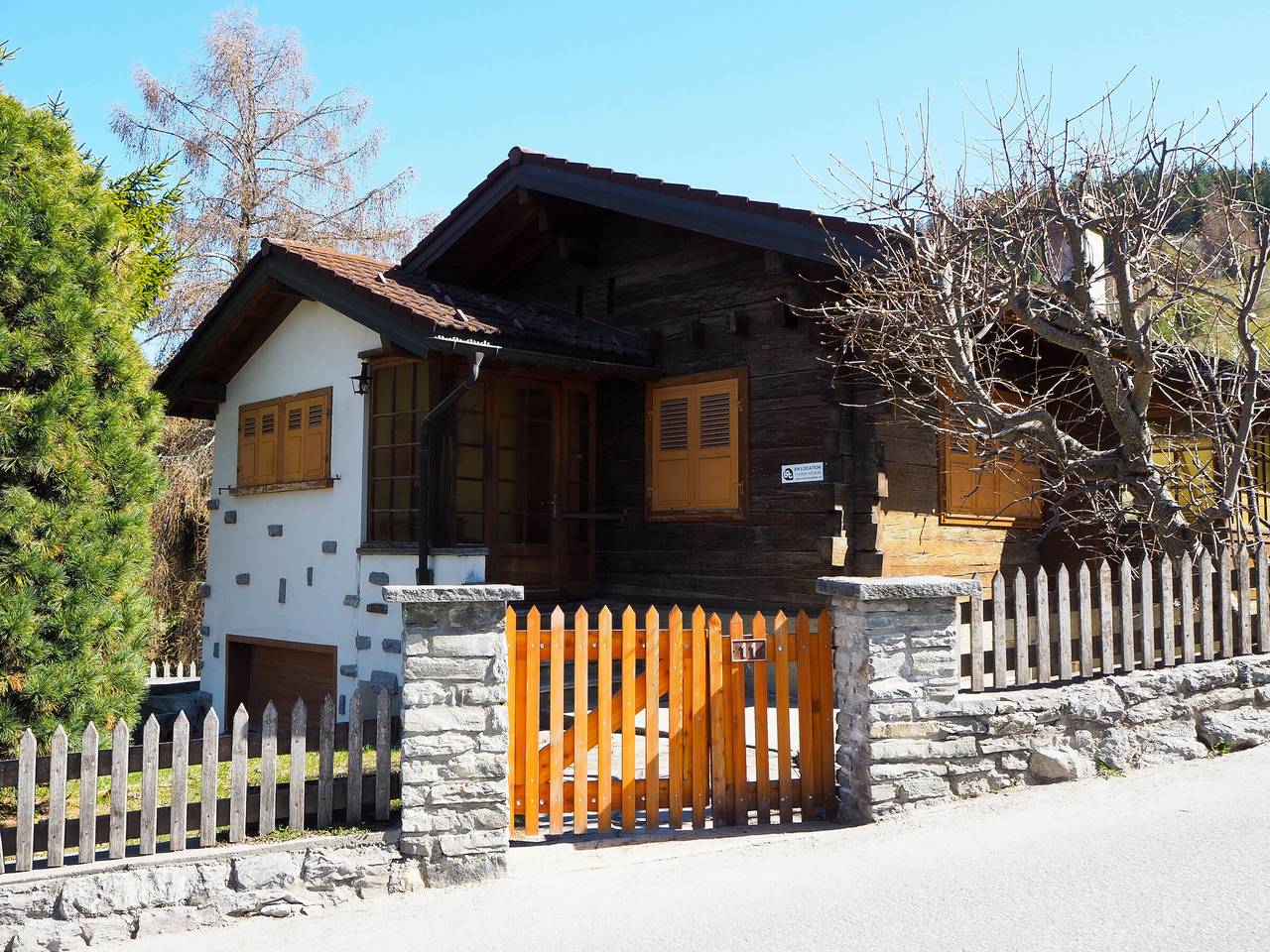 Freliettes n° 14, chalet next to the snow garden in Chalais (Suiza), Alpes del Valais
