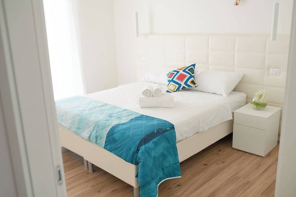 Apartamento entero, Nuevo en Jesolo con piscina, cerca del mar. Apartamento 6 in Lido di Jesolo, Jesolo