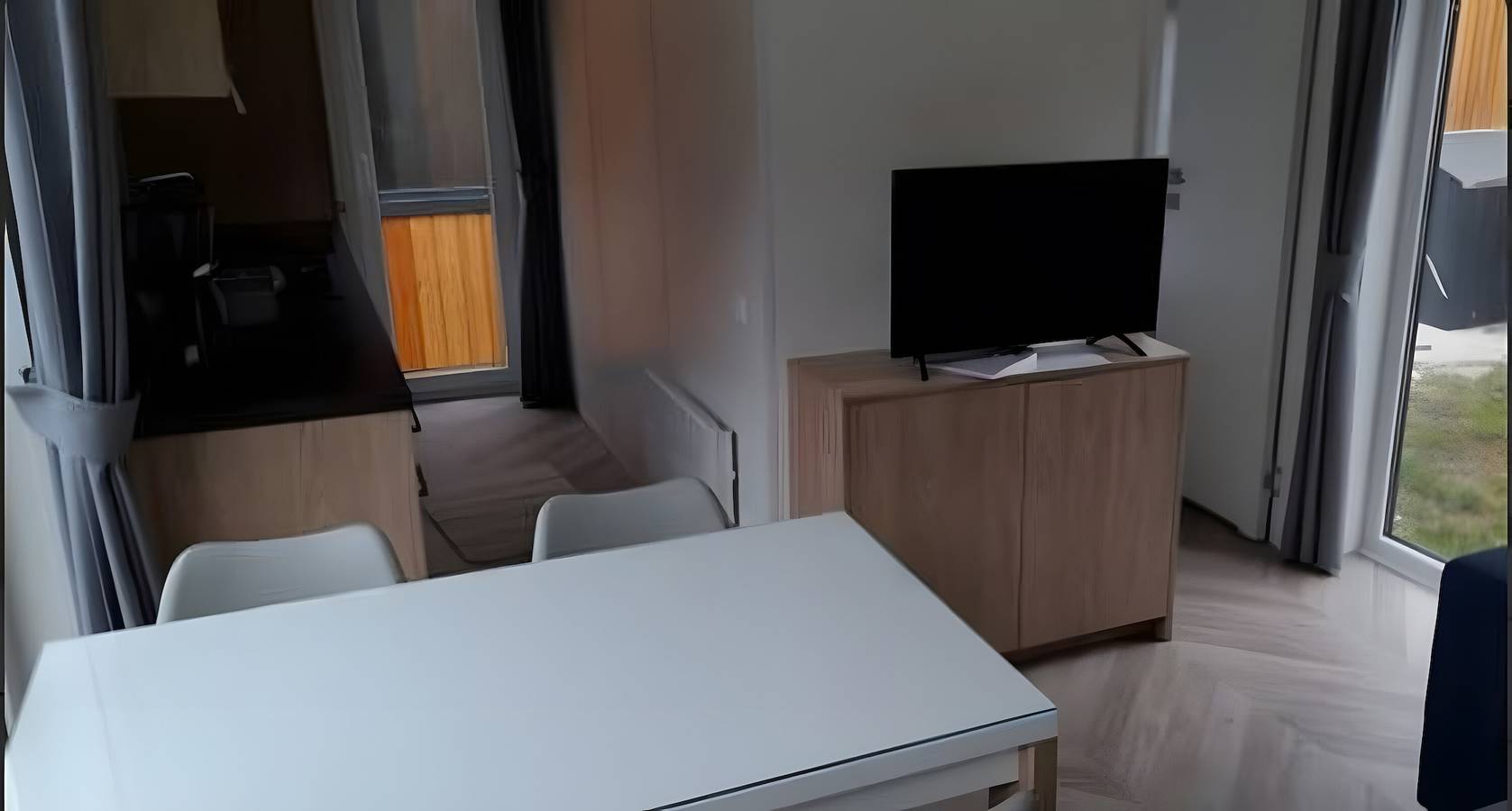 Ganze Ferienwohnung, Tiny Home 'Lotte und Frieda' mit privater Terrasse in Riedenburg, Altmühltal