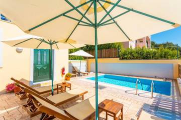 Villa pour 8 Personnes dans Mparmpati, Corfou, Photo 3