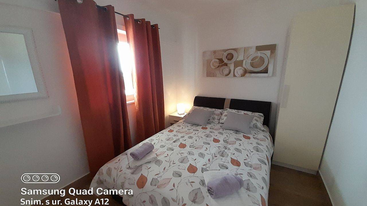 Ganze Ferienwohnung, Ferienwohnung für 5 Personen (47 m²) in Jelsa in Zavala, Hvar