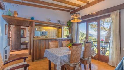 Finca for 4 People in Valldemossa, Serra de Tramuntana, Photo 4