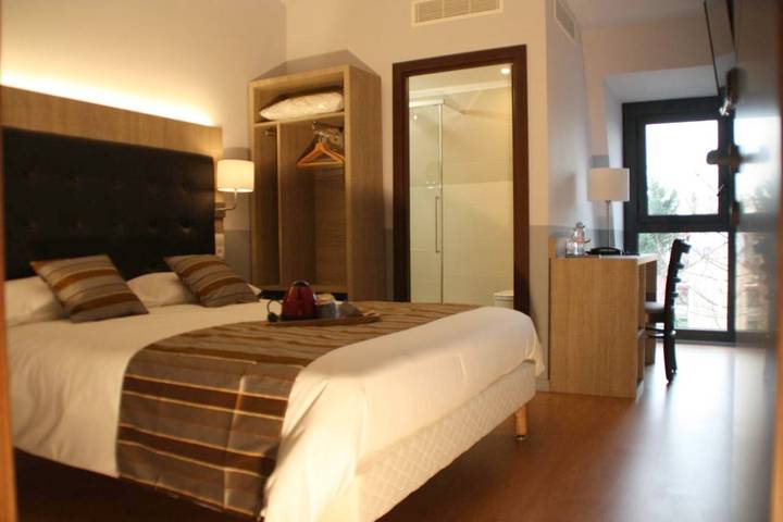 Hôtel pour 2 personnes, avec jardin, animaux acceptés à Argenteuil - 4