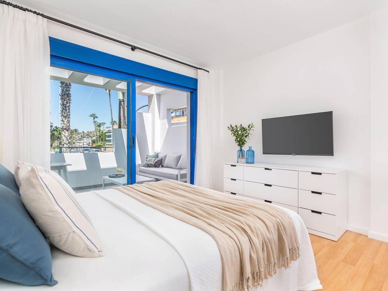 Ganzes Studio, Studio moderne pour 4 pers. proche mer à Malaga - Clim, wifi, cuisine équipée in Málaga (Este), Malaga