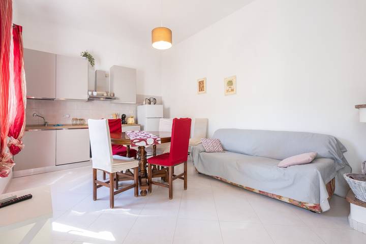 Ganze Wohnung, Apartment „Celina“ mit privatem Garten und Klimaanlage in Teulada, Cagliari Provinz