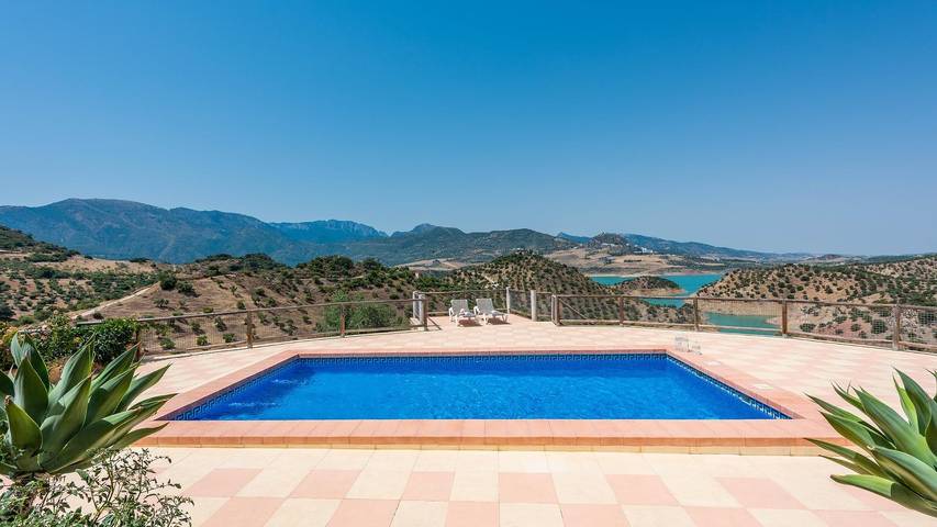 Chalet para 6 personas, con piscina y balcón/terraza en Sierra de Cádiz - 2