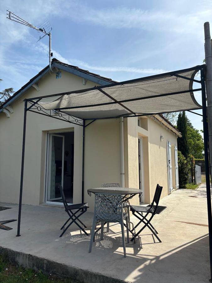 Maison de vacances pour 2 personnes, avec Terrasse ainsi que Jardin et Vue à Cahors
